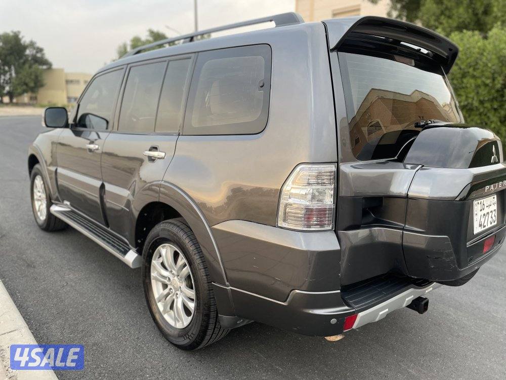 للبيع باجيرو5