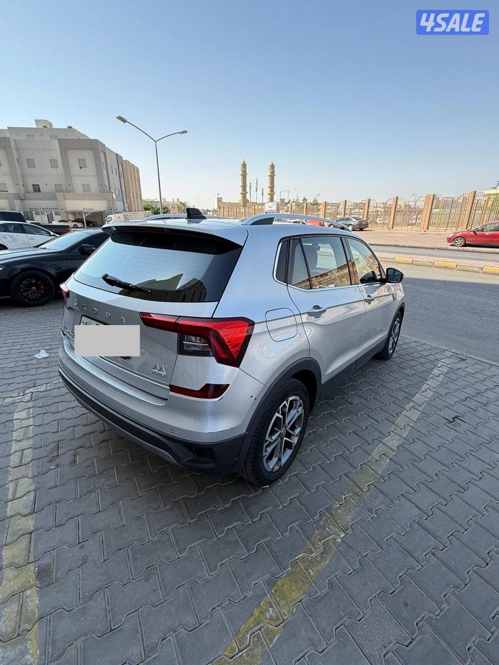 للبيع جيب سكودا كوشاك2023 بحالة ممتازه4