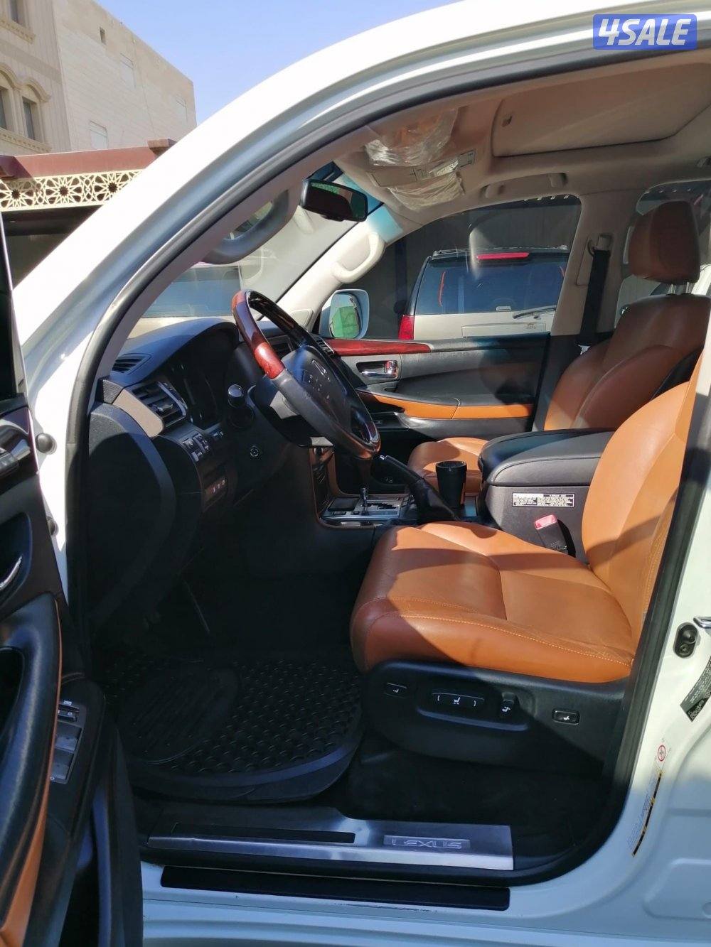 جيب لكزس ٢٠١١ درجه اولى بحاله ممتازه10