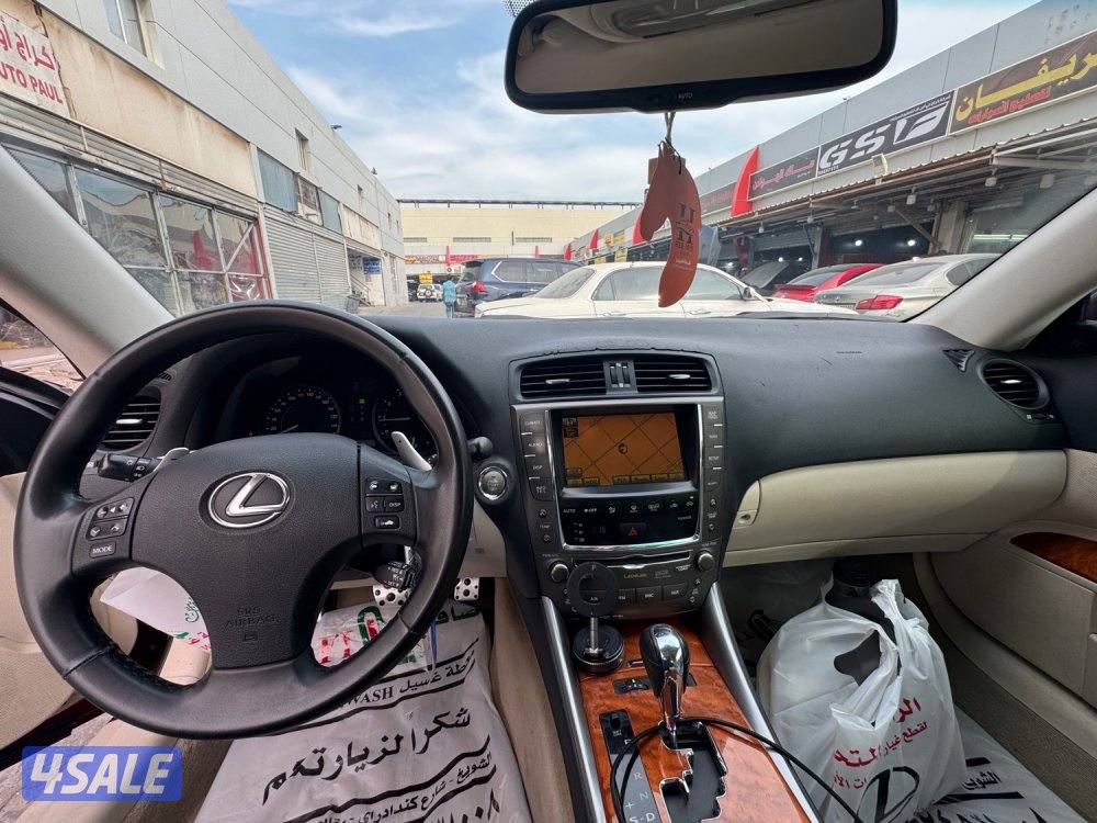 Lexus IS300c5