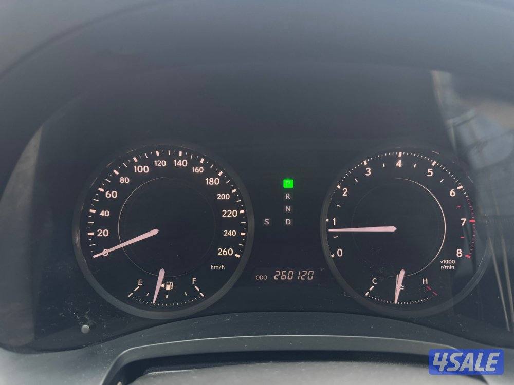 Lexus IS300c4