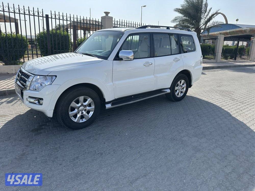 للبيع باجيرو موديل 2016 صبغ وكاله شرط الغحص1