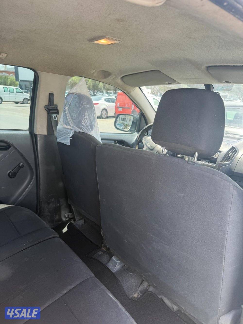 ايسوزو دي ماكس موديل 20152