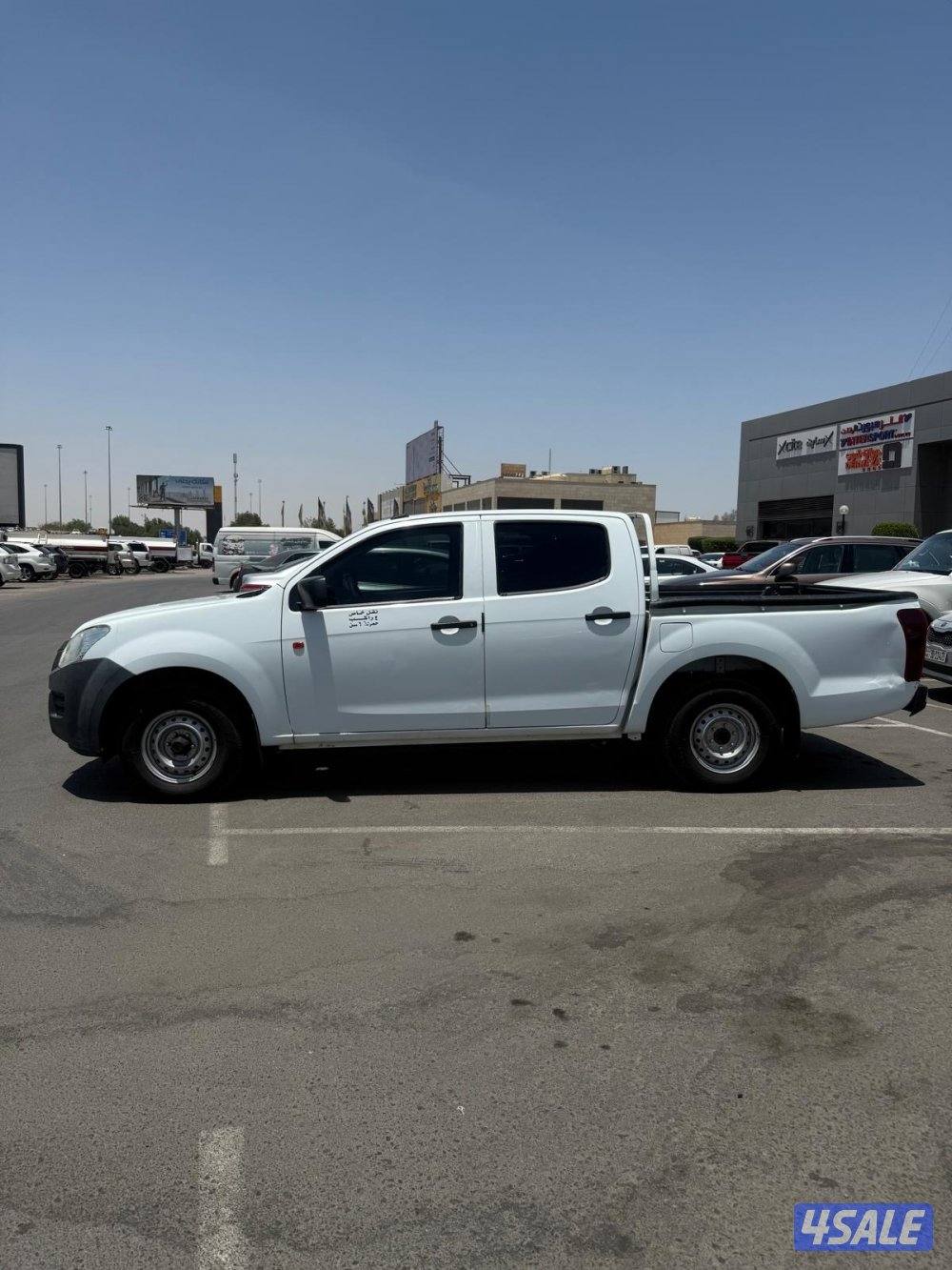 ايسوزو دي ماكس موديل 20156