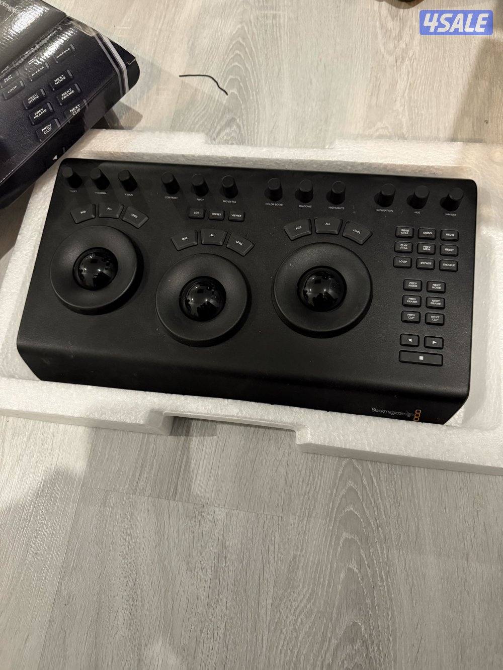 DaVinci Resolve  micro panel0