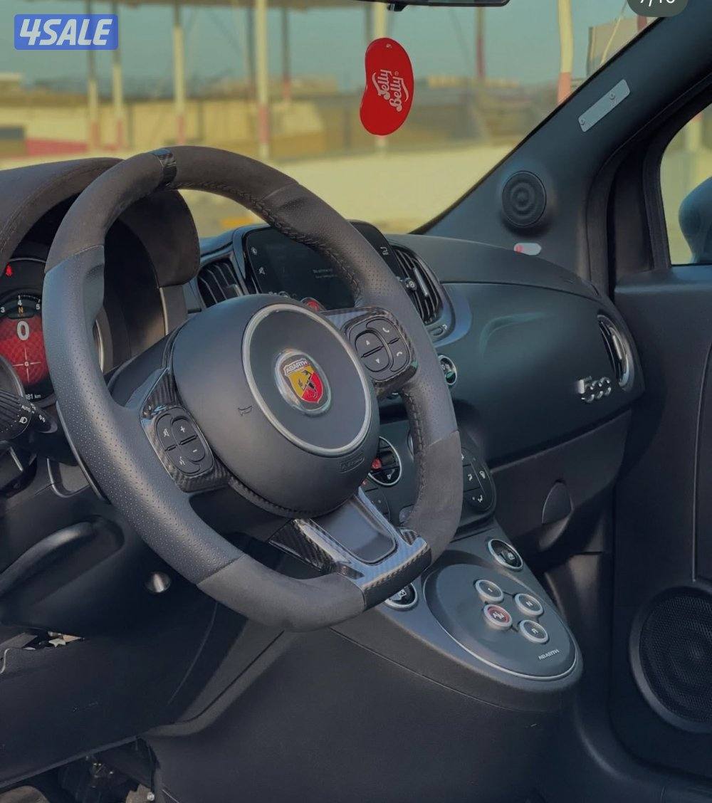 للبيع فيات Abarth 695 موديل 2024 عداد 4 الاف كم وارد الوكالة7