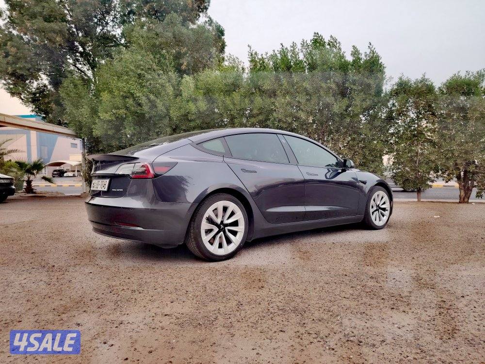 للبيع تسلا موديل 32