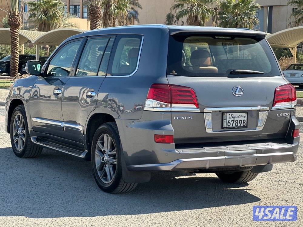 للبيع لكزس LX570 الدرجة الأولى3