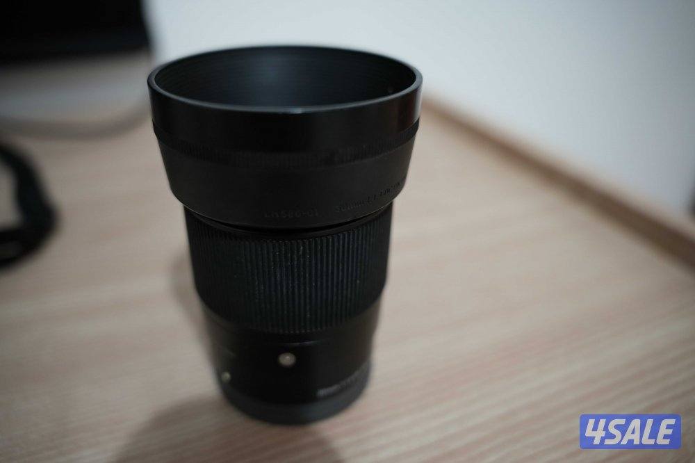 Sony a6100 w Sigma 30 f1.4 lens and bag4