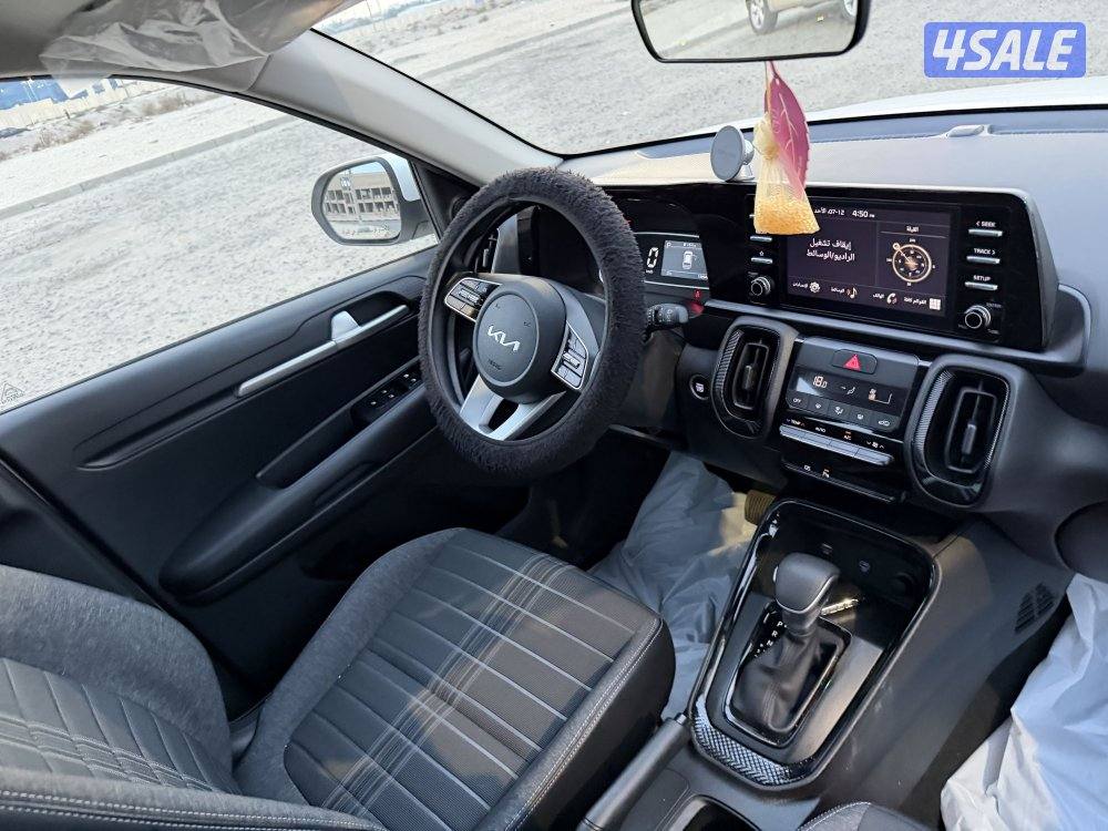 جيب كيا 2025 سونيت بحالة المصنع كالجديد11