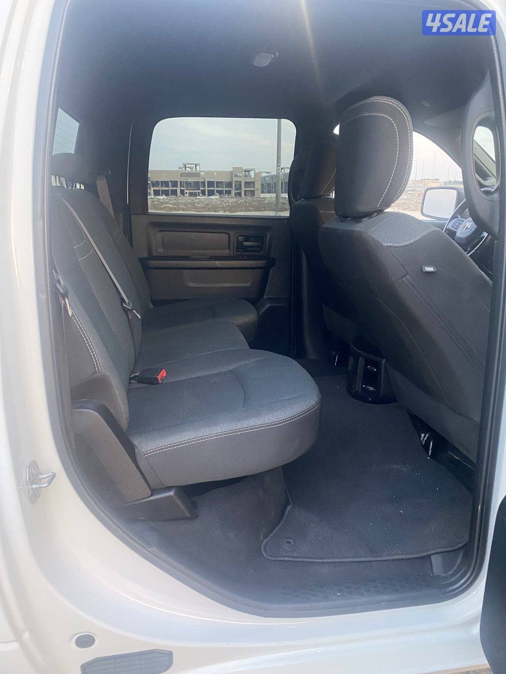 للبيع وانيت دوج رام حجم 3500 دبل قير هافي ديوني موديل 20236