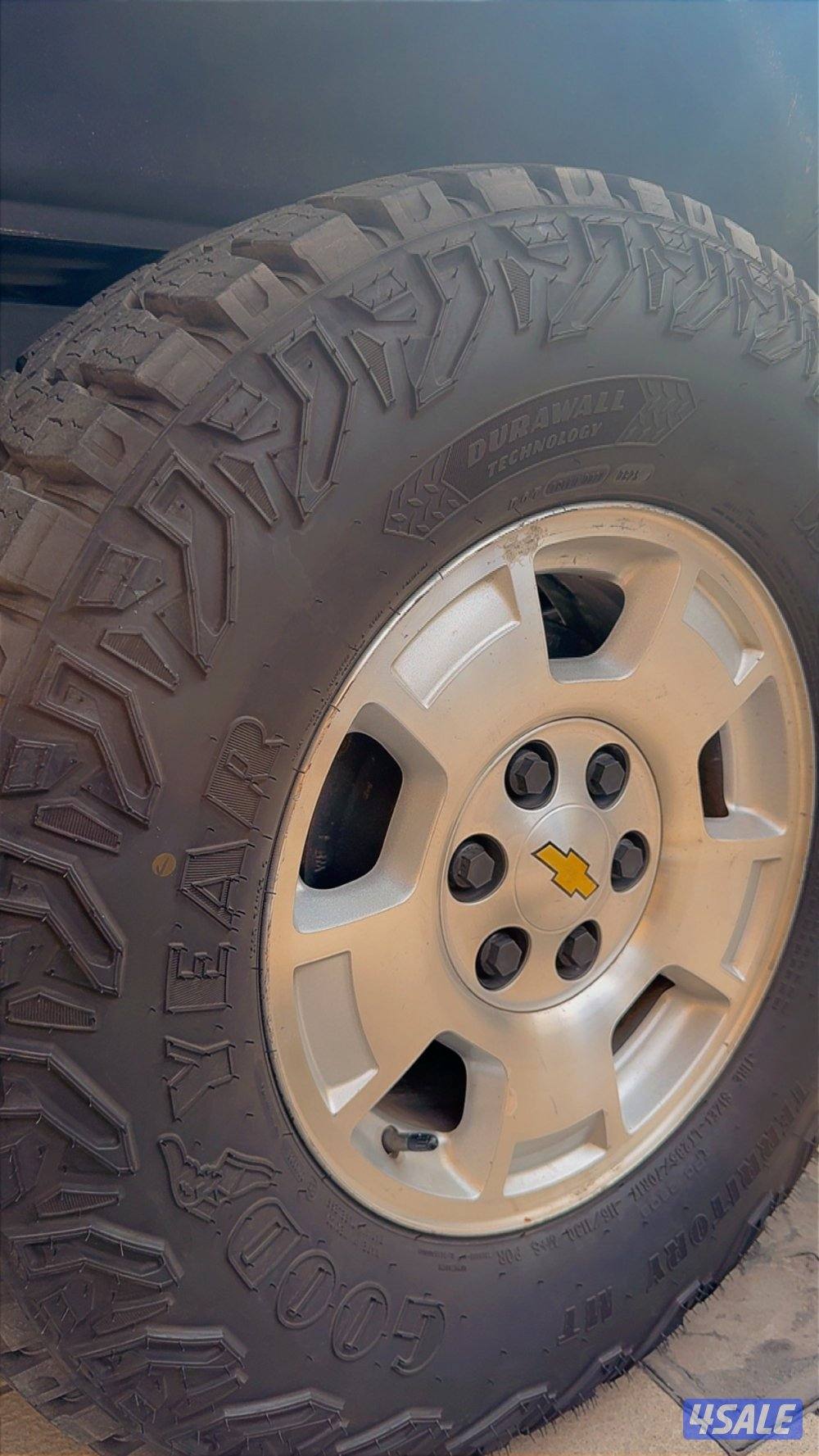 تواير(( فقط بدون الرنقات )) قودير جدد 285/70/173