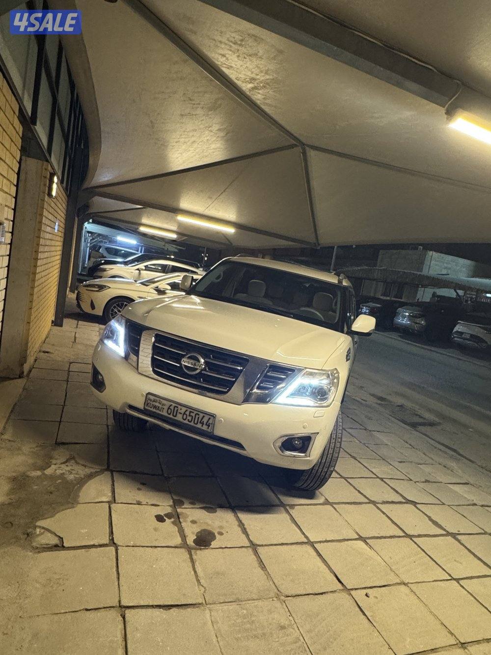 للبيع باترول موديل 2016 حجم SE0