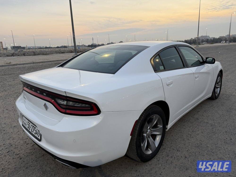 شارجر 2016 عداد 121 كم فقط0