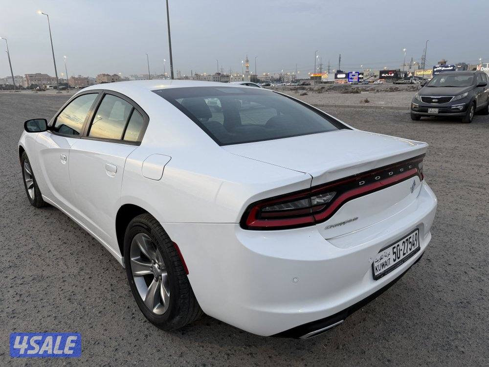 شارجر 2016 عداد 121 كم فقط1