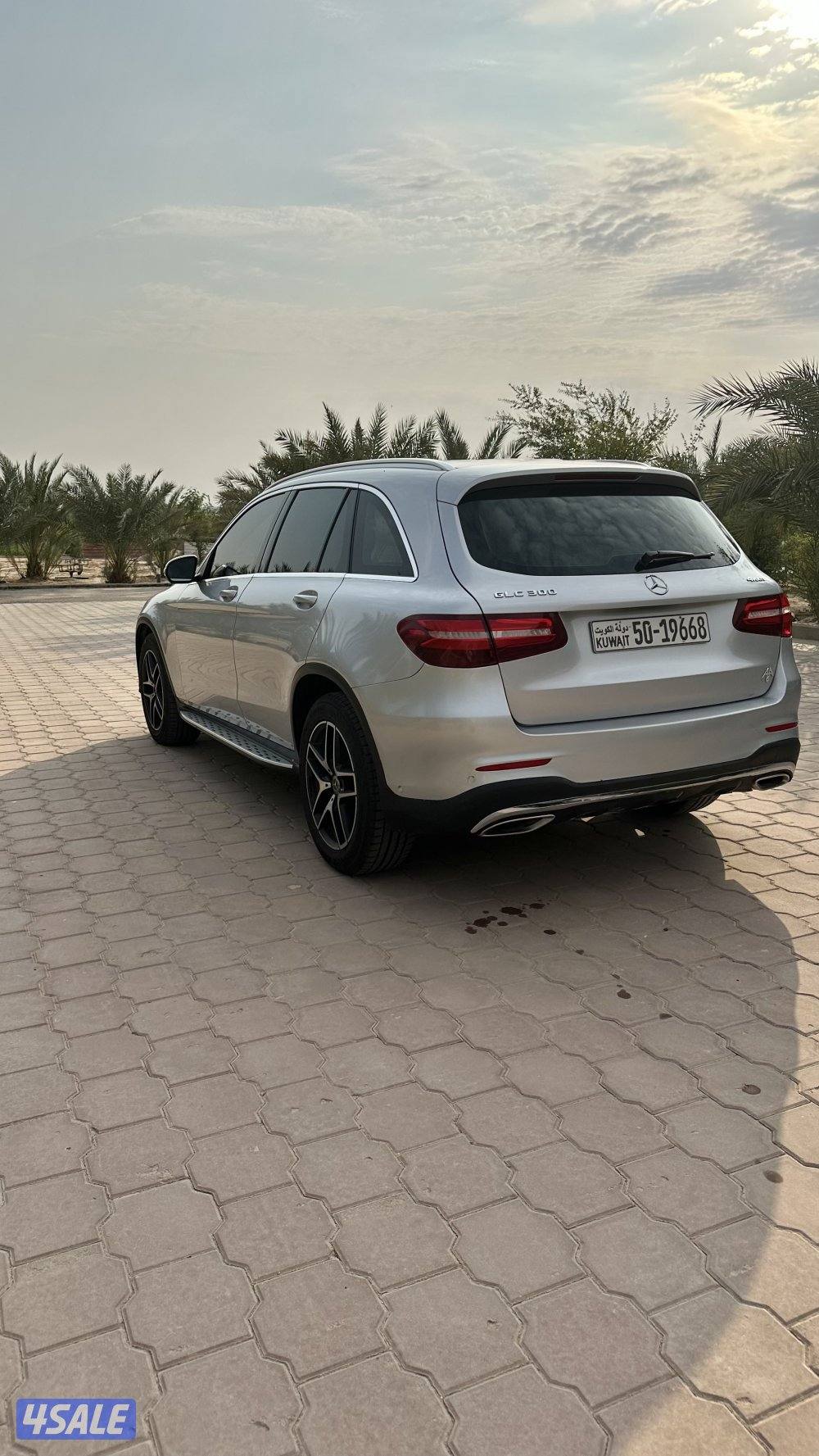 GLC 300 - 20172