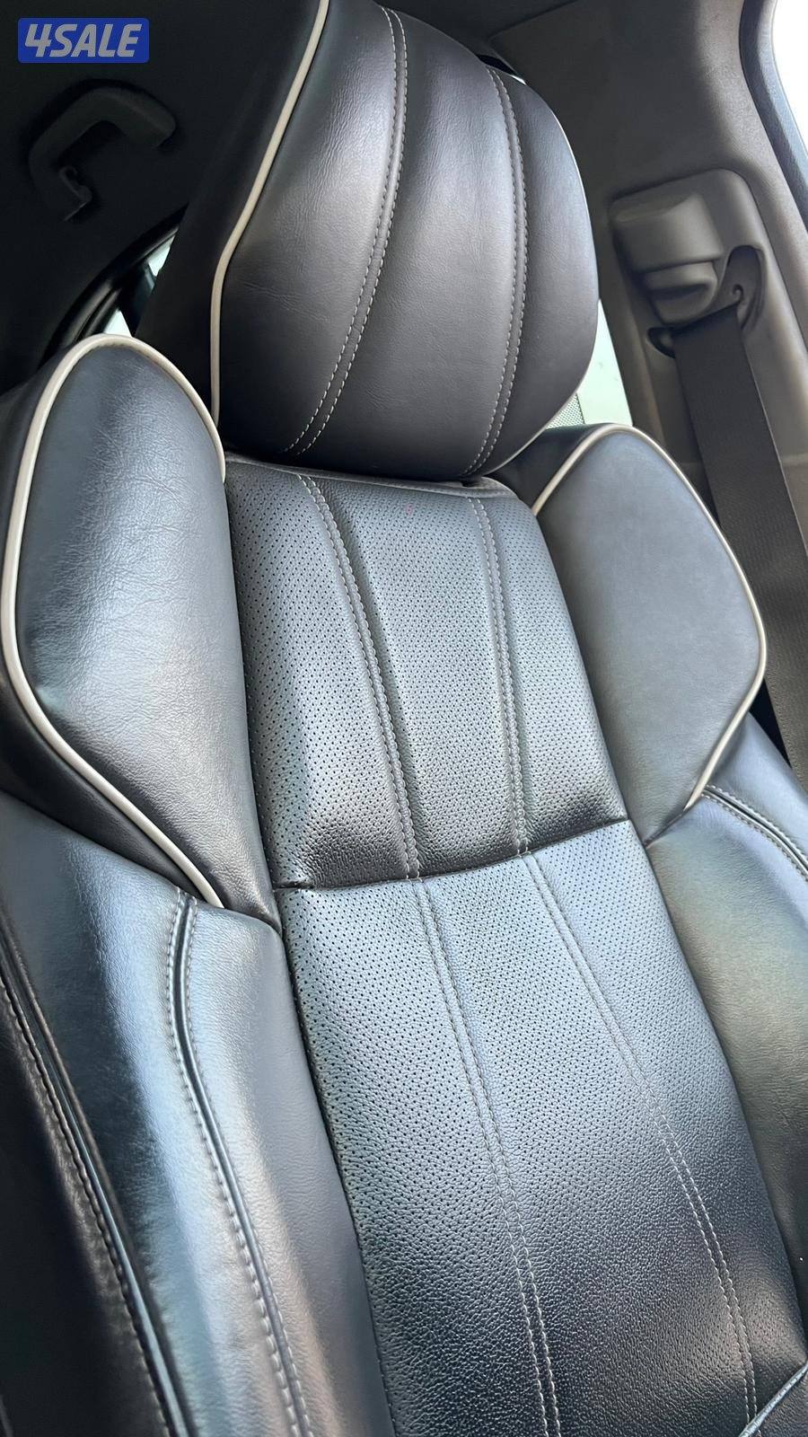 Acura TLX 2019 – 6 Cylinder – Full Option8