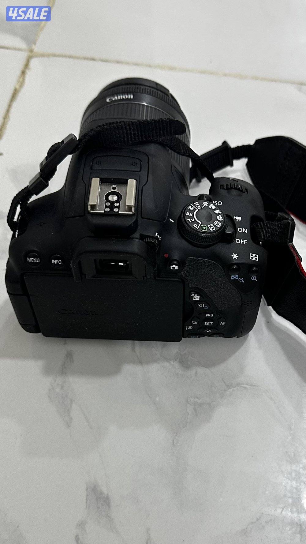 Canon D700 lightly used0
