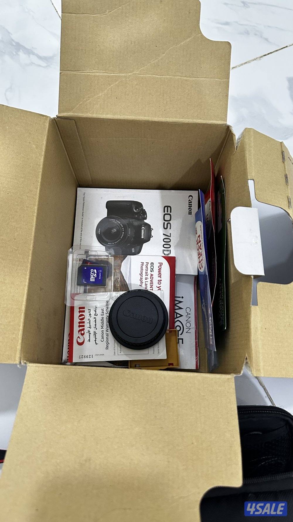 Canon D700 lightly used3