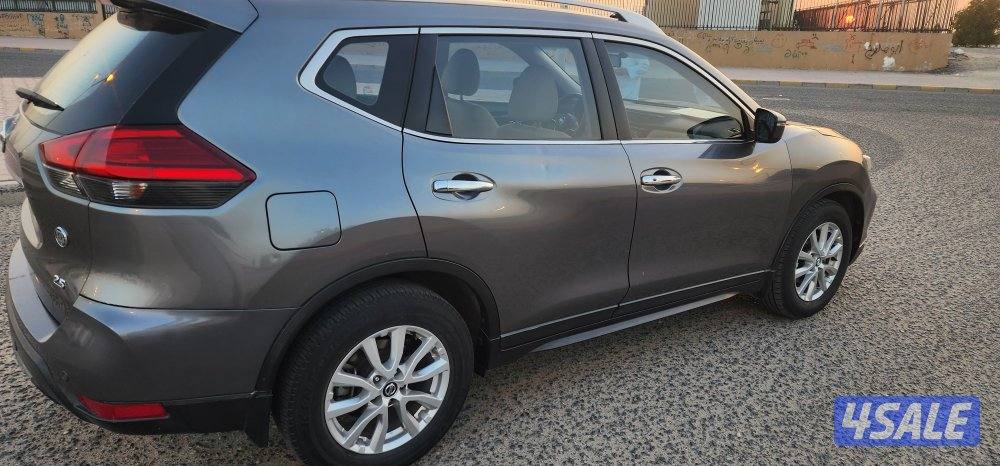 نيسان اكستريل2