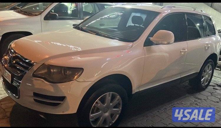 طوارق لون ابيضّ مديل ٢٠٠٩ ماشي ٢١٤ السعر ١٤٠٠ قابل للمساومة3