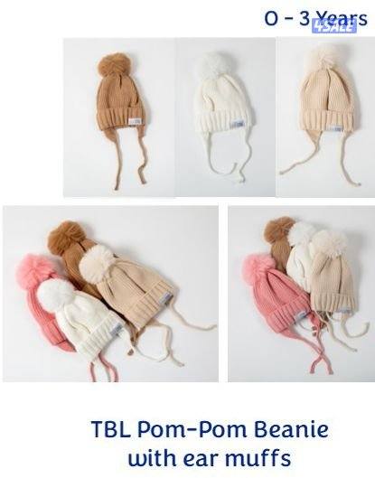 Large stock of kids hats7