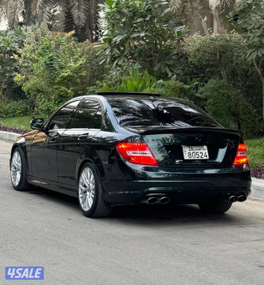 للبيع مرسيدس c63 amg موديل 2009 ماشي 1534