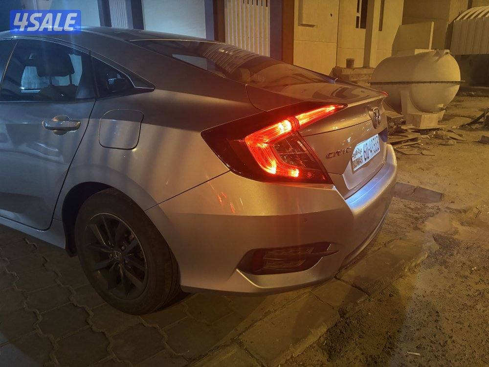 هوندا سيفيك4