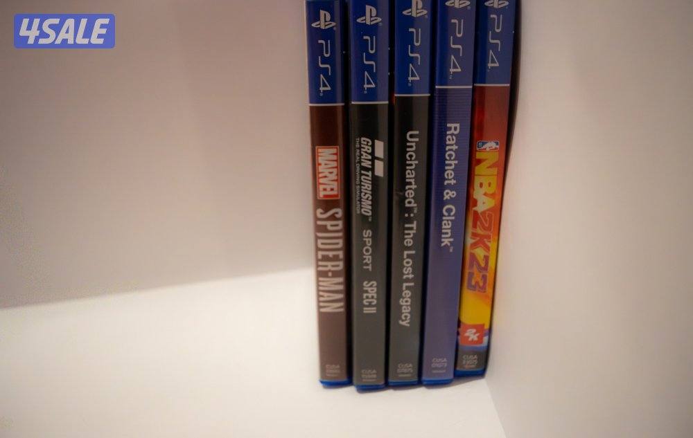 Ps4 Slim 500g 4 controllers 5 games2