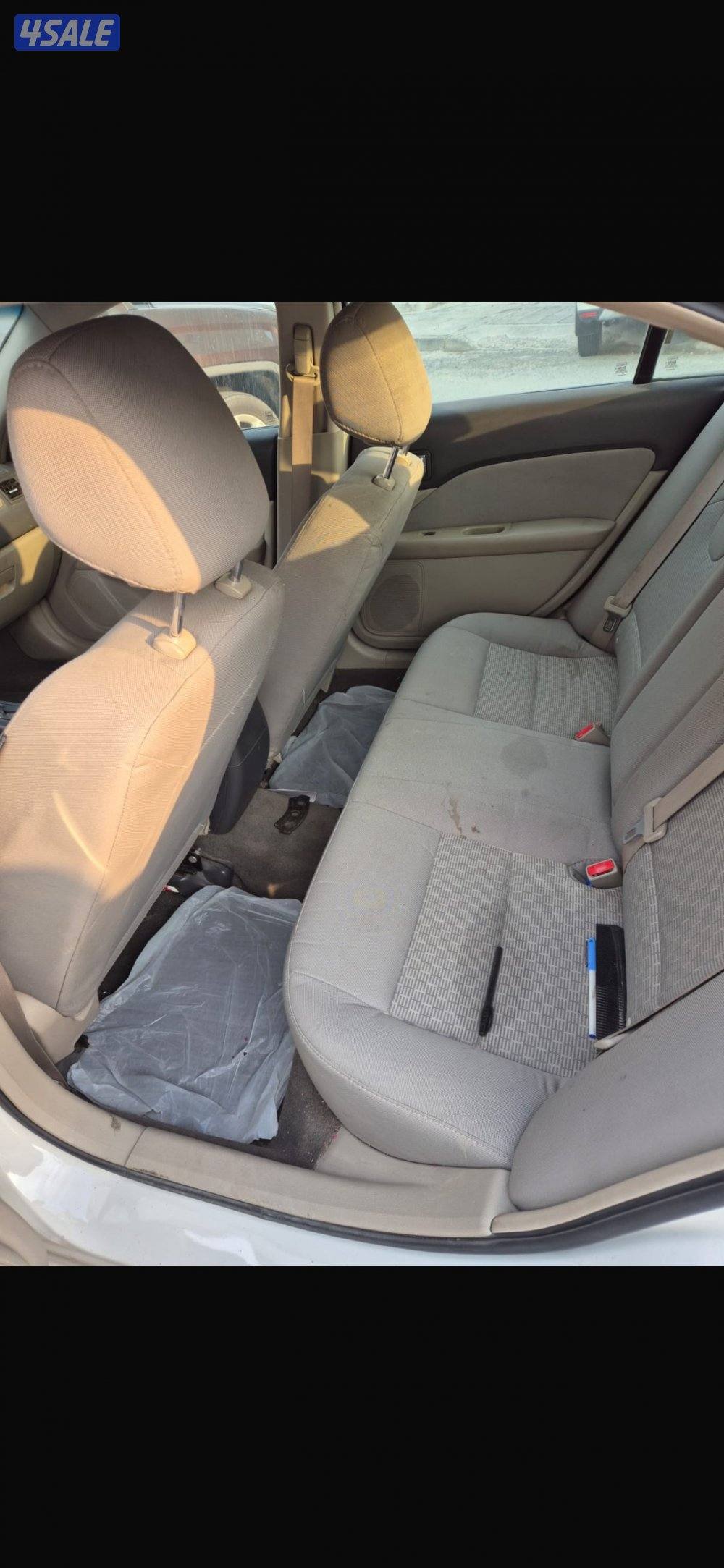 فورد فيوجن ابيض ٢٠١١ العداد ١٩٠ الف4