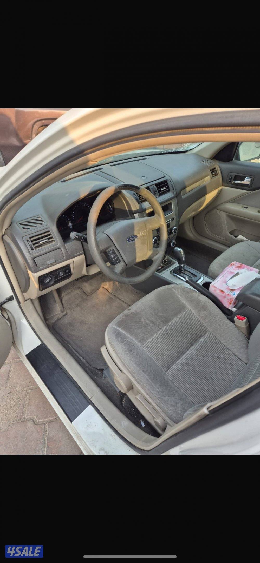 فورد فيوجن ابيض ٢٠١١ العداد ١٩٠ الف5