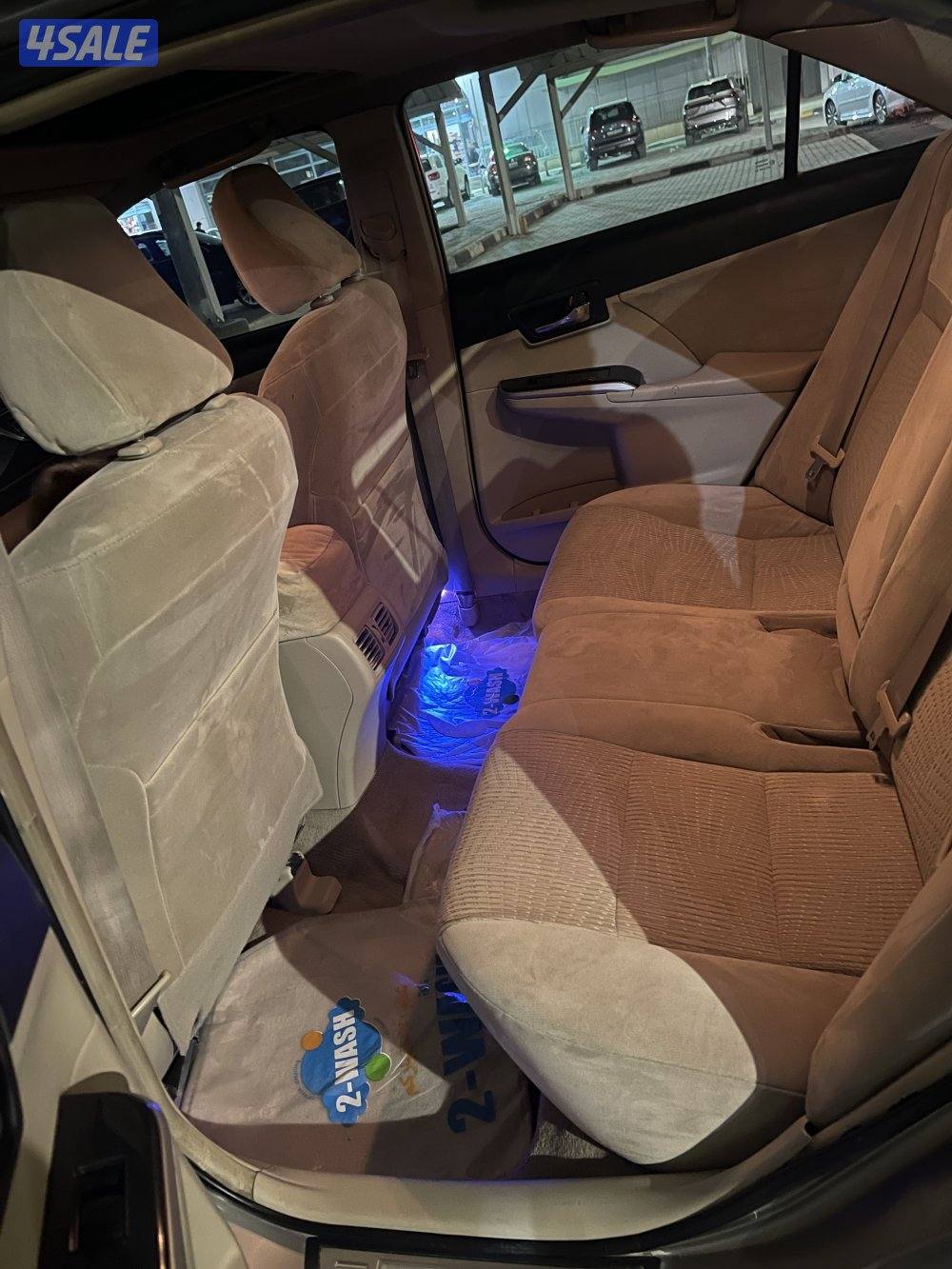 كامري  2014 برونزي  بحالة ممتازة  شرط  الفحص 1600 نهائي2