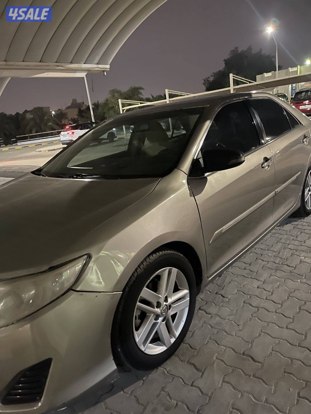 كامري  2014 برونزي  بحالة ممتازة  شرط  الفحص 1600 نهائي6