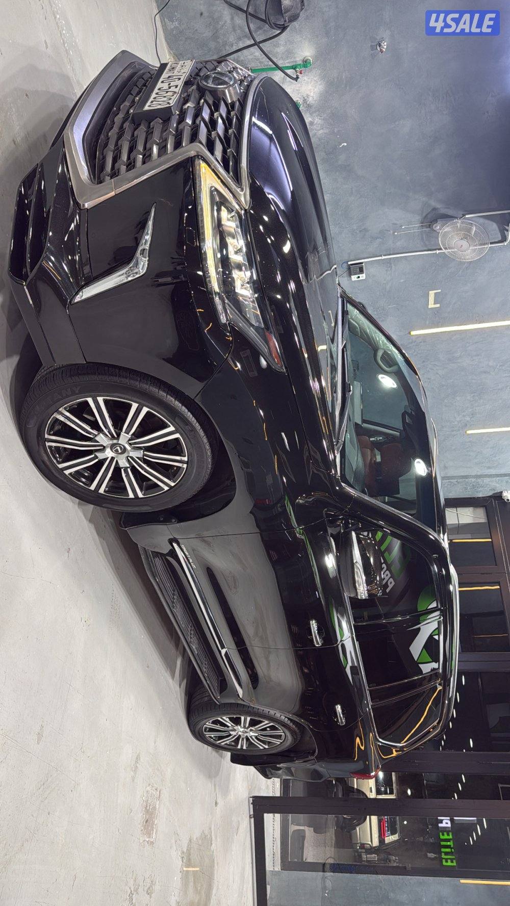 للبيع جيب لكزس شرط الفحص4