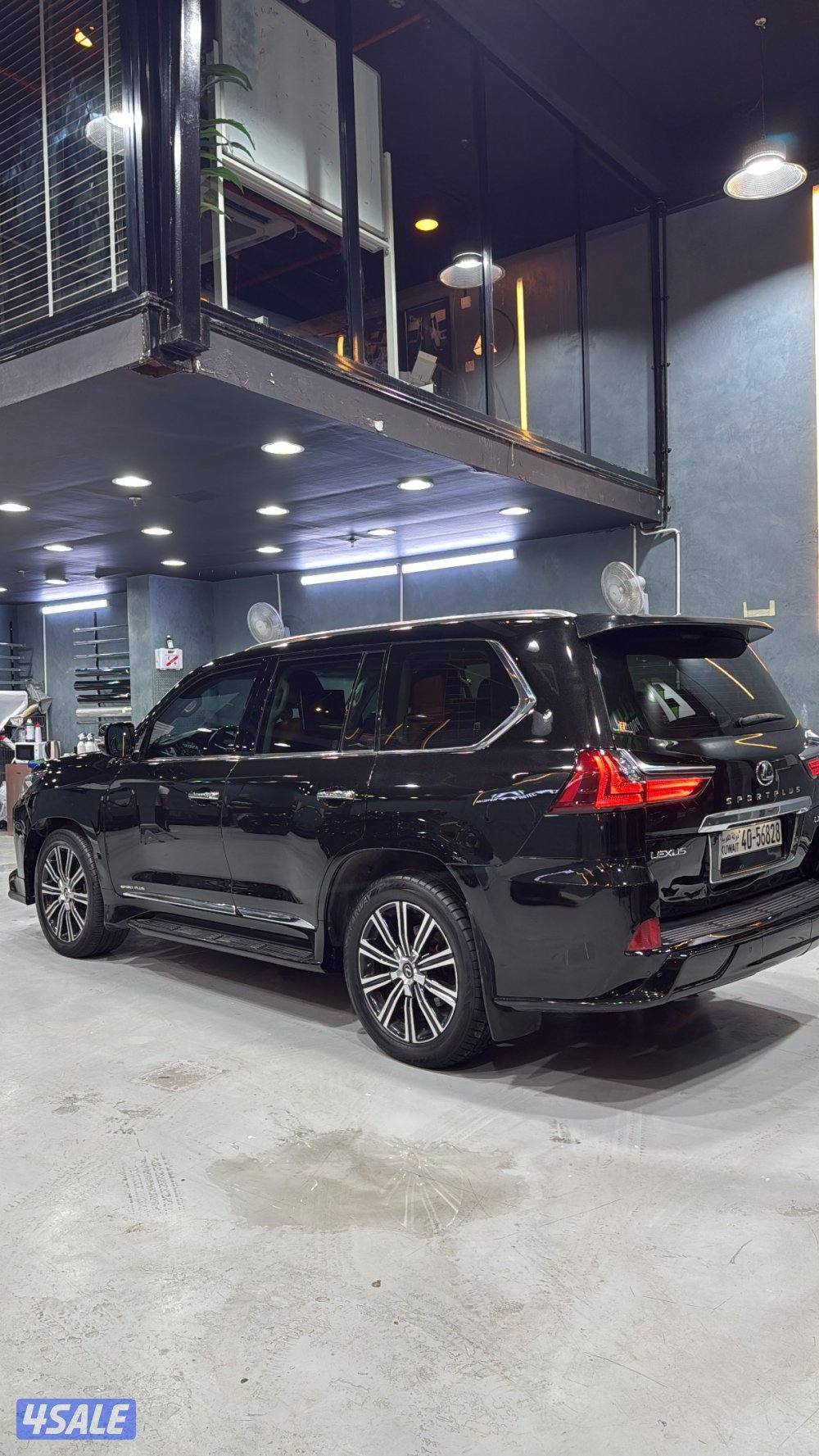 للبيع جيب لكزس شرط الفحص6