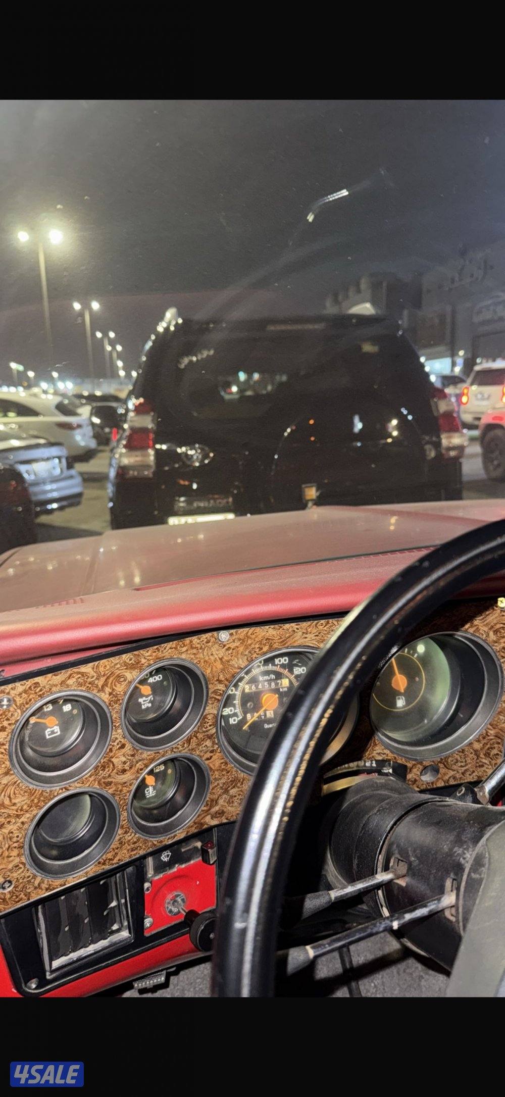 للبيع شفر موديل 1983 حجم 10 مكينه 6 لتر قير 900 ممشى الموتر ٢٦٤ الف7