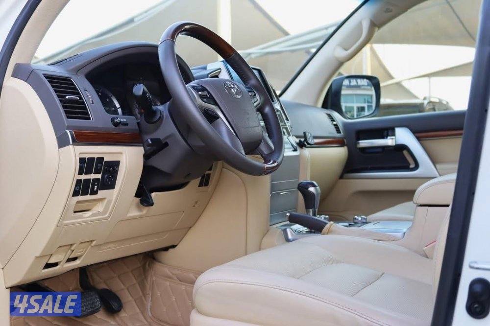 لاندكروزر2016 وكاله البحرين تصدير الى الكويت مع تخليص كامل اقراالاعلان7