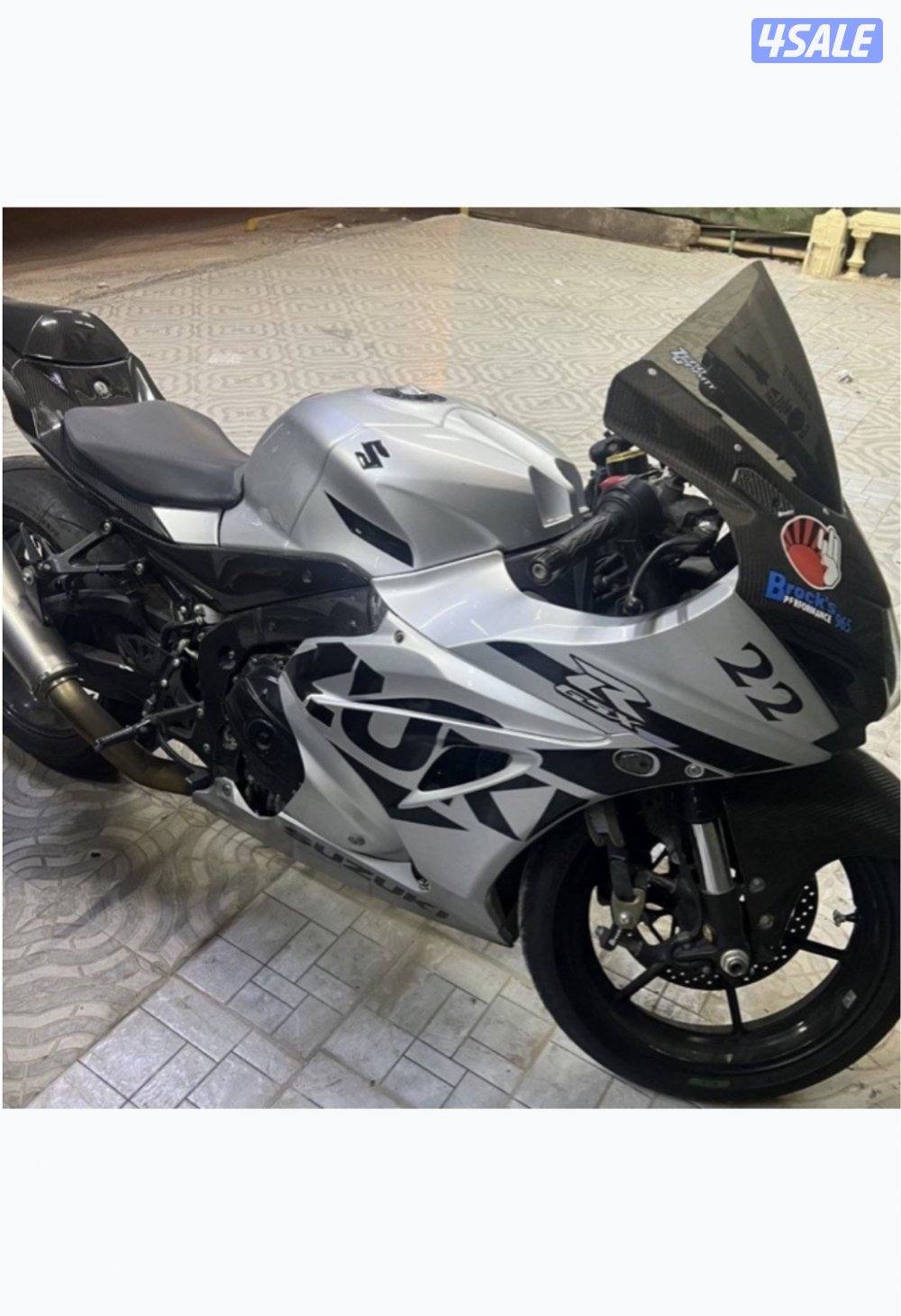 سراد ١٠٠٠ مديل ٢٠١٨ فل هوائيات و خشته و الذيل كله كاربن فايبر اصلي0