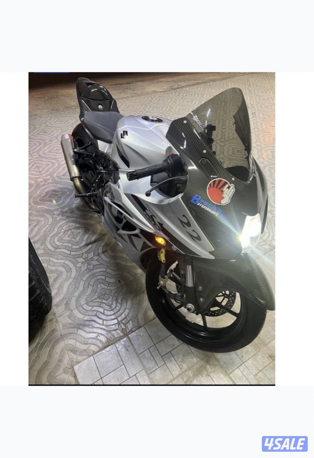 سراد ١٠٠٠ مديل ٢٠١٨ فل هوائيات و خشته و الذيل كله كاربن فايبر اصلي3