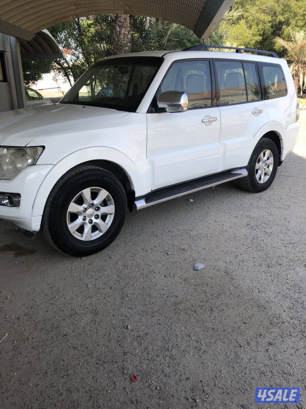 للبيع باجيرو موديل 2017 فل اوبشن اعلى درجة بالوكالة فتحة ماشي 2405