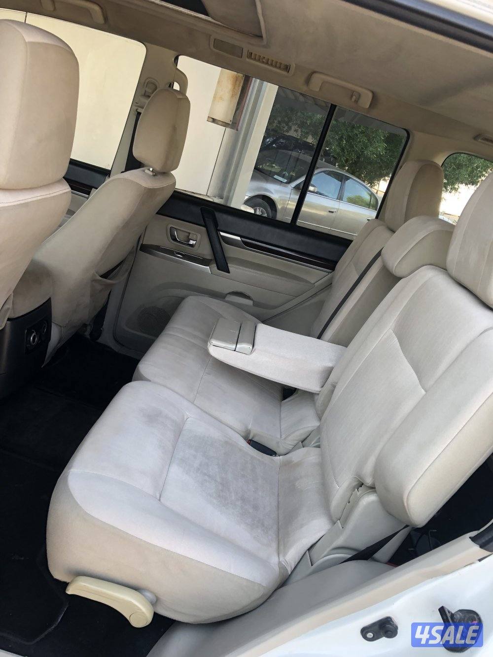 للبيع باجيرو موديل 2017 فل اوبشن اعلى درجة بالوكالة فتحة ماشي 2409