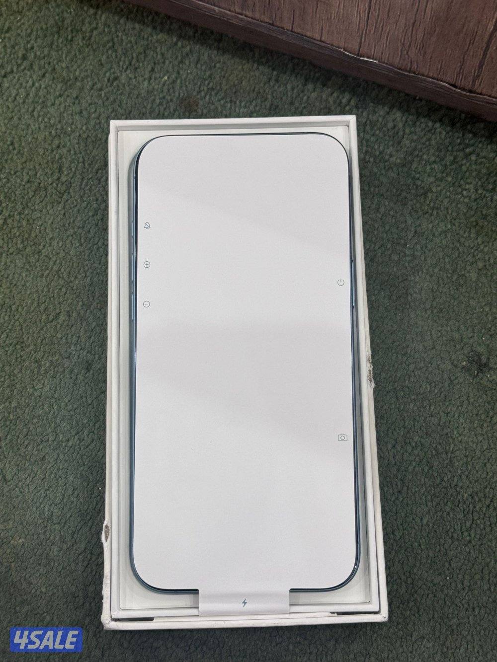 للبيع iPhone 16 بلاس التواصل واتس فقط3