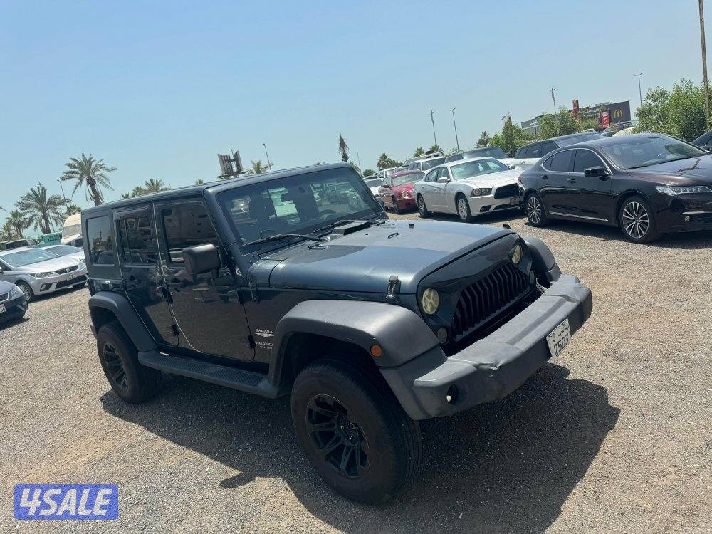 جيب رانجلر اربع باب4