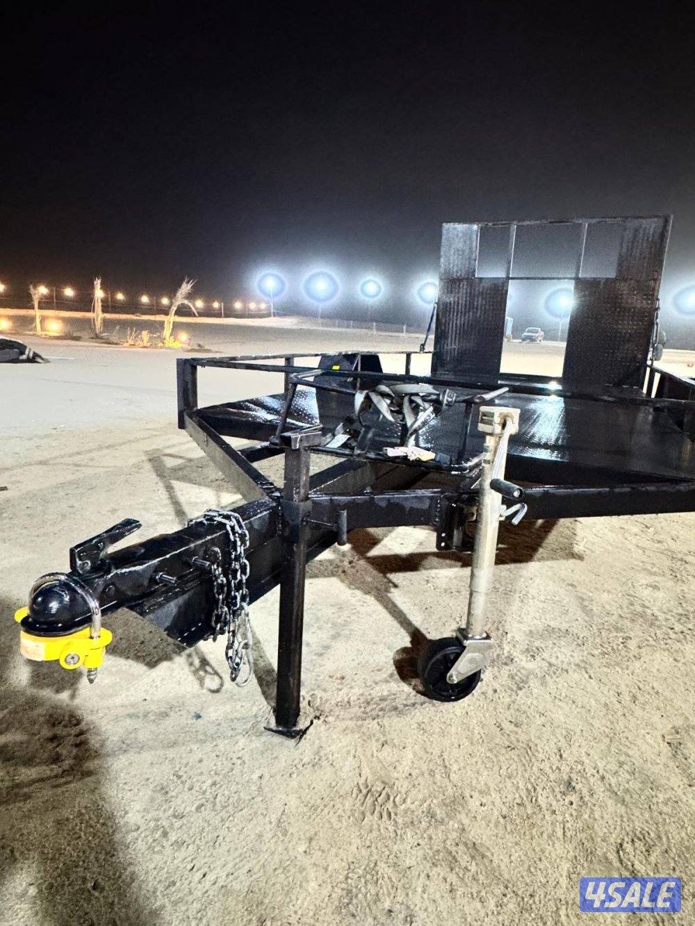 عربانه قلص طول 4 متر عرض 2 متر0