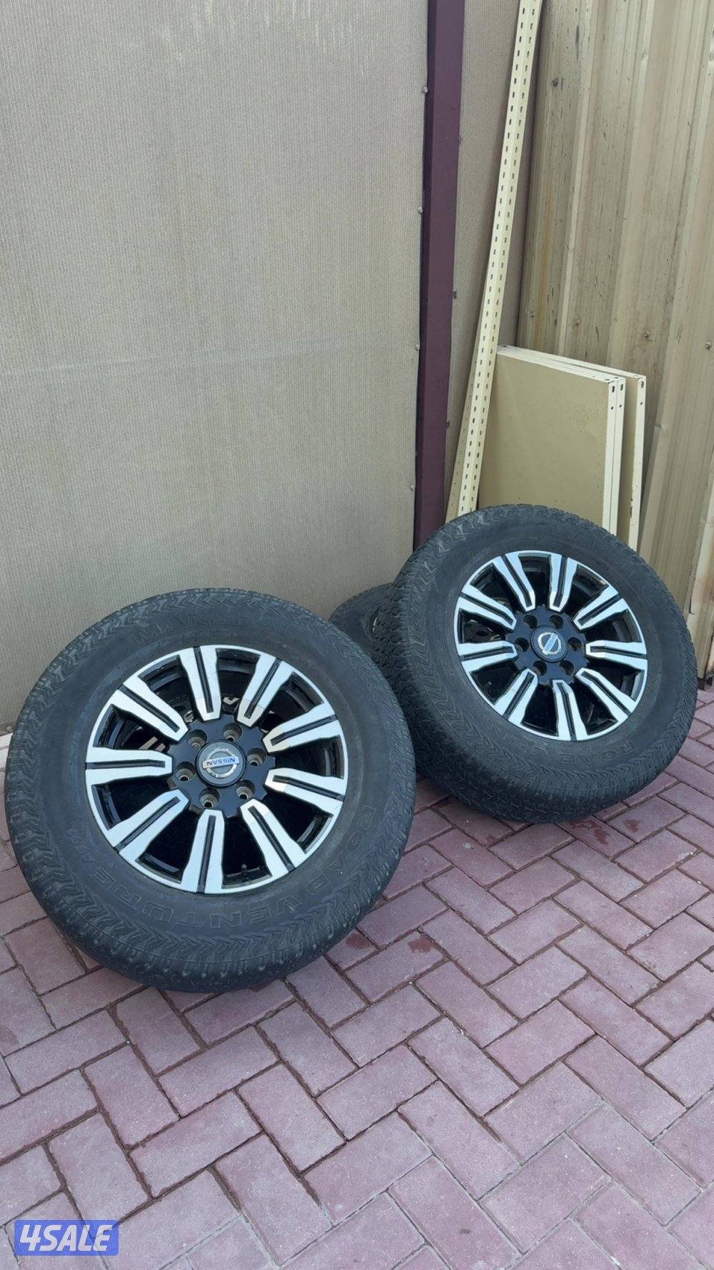 للبيع 4 رنقات باترول0