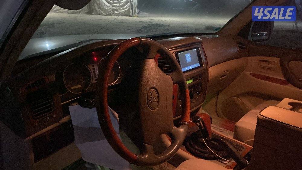 للبيع جكسار ٢٠٠٦ دبل شغال مكيف ثلج مكينه طيبه قير يبدل بيمه سنه1