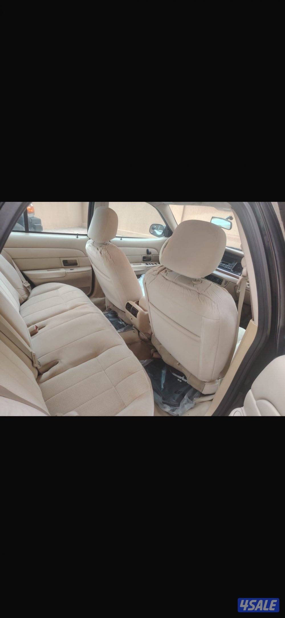 للبيع فورد كروان فيكتوريا 20107