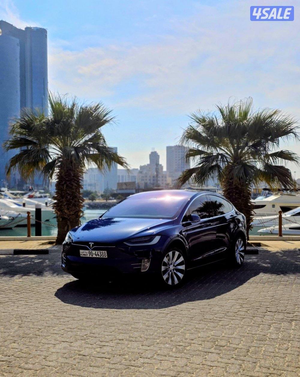 تيسلا Model X Raven خليجي1