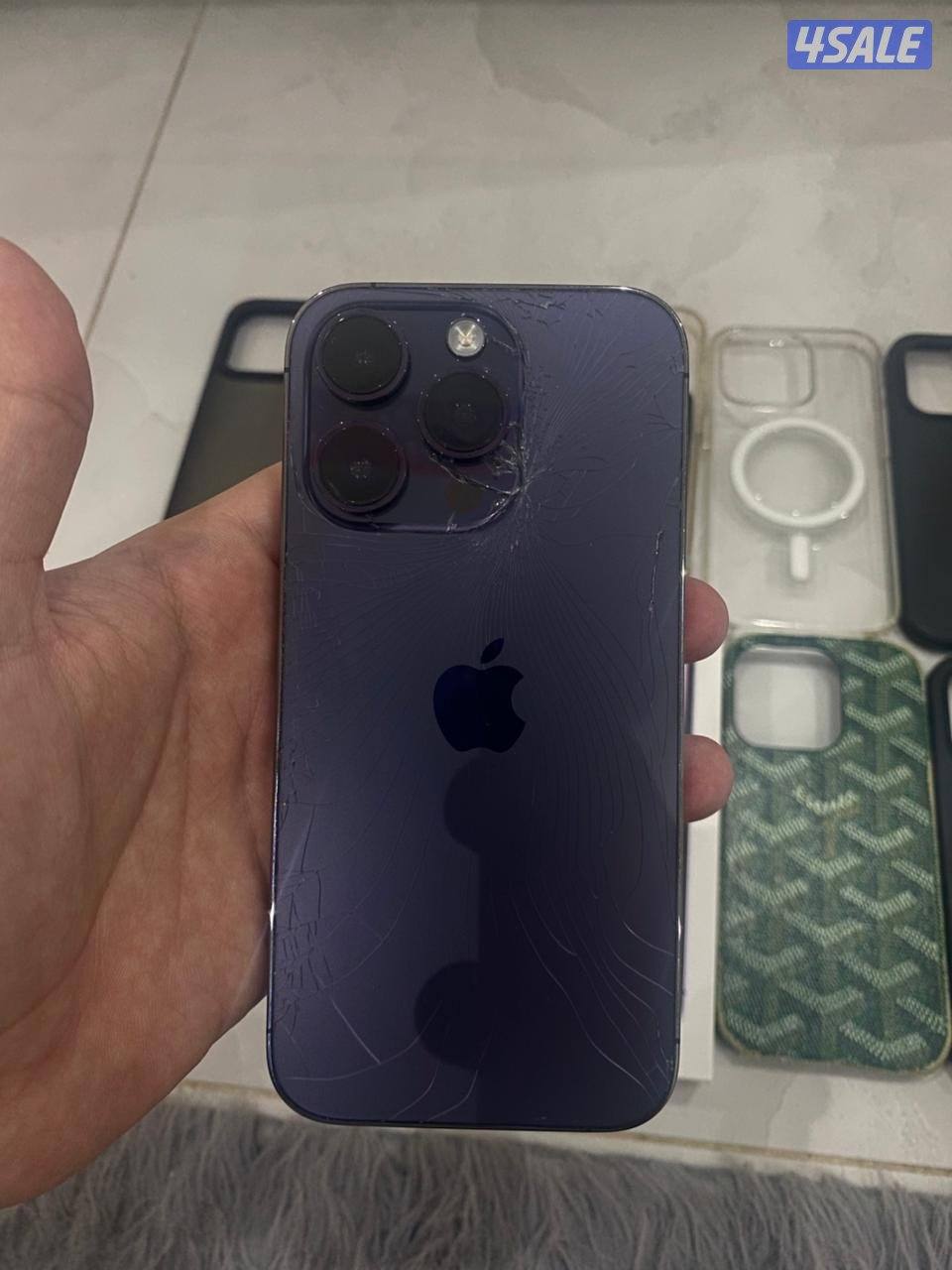 للبيع ايفون ١٤ برو ١٢٨ قيقا2