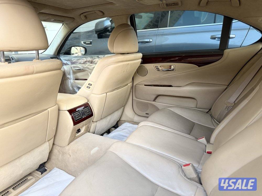 للبيع لكزس 460 لارج موديل 2007 شرط الفحص3